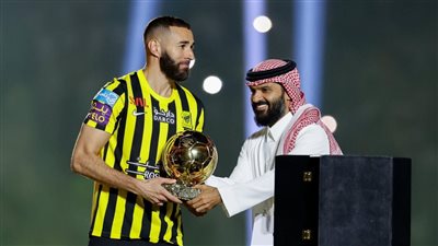 مفاجأة بشأن راتب بنزيما مع الاتحاد السعودي.. مضطرًا لدفع جزء للضرائب الإسبانية