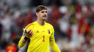 بعد غياب 22 شهرًا.. عودة كورتوا تفجر الخلافات في منتخب بلجيكا