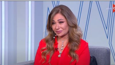 بسبب سؤال.. بكت على الهواء مباشرة.. ليلي علوي تكشف في 