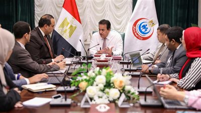 مصر.. وزير الصحة يوجه بسرعة الإنتهاء من أعمال الإنشاء والتطوير لوحدات حياة كريمة
