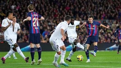 القناة الناقلة الحصرية لمباراة ريال مدريد وبرشلونة.. والتوقيت المُحدد للكلاسيكو المُرتقب
