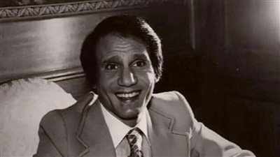 فيديو يوثق غناء عبد الحليم حافظ للنادي الأهلي احتفالًا باليوبيل الذهبي للنادي عام 1957