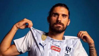 الصفقة الأولى للهلال لموسم 2024.. 