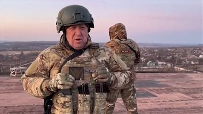 بوتين في ورطة.. قائد 