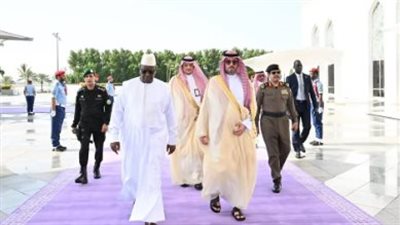 رئيس السنغال يصل جدة