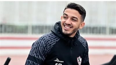 والد سيف جعفر يؤكد أنه أنه لم يكن يعلم بتوقيع نجله على عقود مبدئية مع بيراميدز