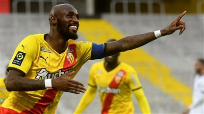 ممثل من النصر السعودي يطير إلى فرنسا لحسم صفقة فوفانا