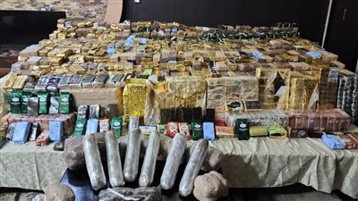 ضربة مصرية قوية لتجار المخدرات.. ضبط طن حشيش و50 كيلو أفيون