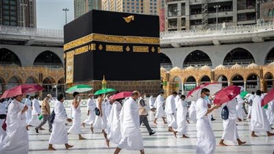 ما هو الفرق بين طواف الإفاضة وطواف الوداع؟