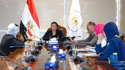 مصر.. وزيرة البيئة تلتقى بعدد من أعضاء مجلسى النواب والشيوخ لبحث عدد من الموضوعات البيئية المتعلقة بدوائرهم