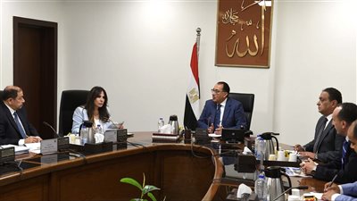 رئيس الوزراء يتابع مستجدات العمل بمشروع تنمية المنطقة الاقتصادية للمثلث الذهبي