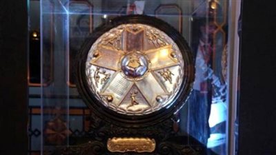 تحفة فنية من الفضة.. الكشف عن درع الدوري المصري الجديد (صور)