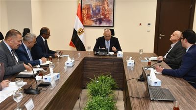 مصر.. وزير الإسكان يناقش تعديل الكود المصري لاشتراطات الحماية المدنية