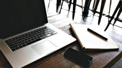 بيانات رسمية تكشف حجم التجارة الإلكترونية في السعودية (أرقام دقيقة)