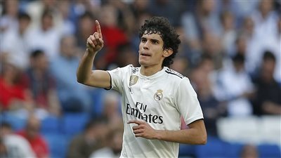 خرج من الحسابات.. ريال مدريد يُعلن إعارة فاييخو إلى غرناطة