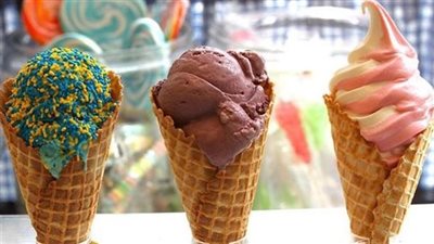 طريقة عمل الآيس كريم بمكونين فقط.. 5 وصفات منعشة في الصيف