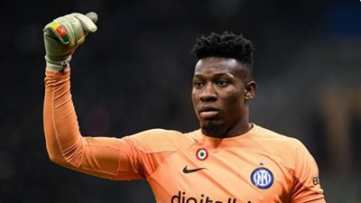 مانشستر يونايتد في أزمة.. إصابة أونانا بأوتار الركبة وغيابه عن بداية الموسم