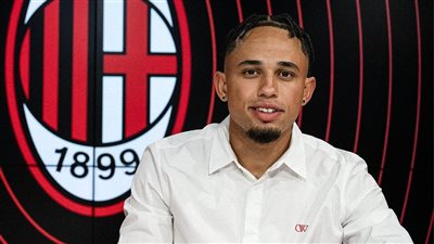 رسميًا.. ميلان يُعلن صفقته السادسة بضم السويسري نوا أوكافور