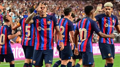 بقيادة جوندوجان.. تشافي يُعلن تشكيل برشلونة لمواجهة ريال مدريد في 