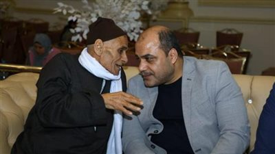 عاجل.. وفاة والد الإعلامى المصري محمد الباز بعد صراع مع المرض