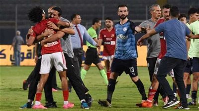 واقعه الاعتداء على محمد الشيبي.. احمد حسام ميدو يكشف سبب تصعيد نادى بيراميدز 