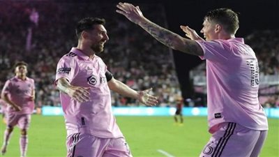 بعدما أصبح حديث الساعة.. كيف أثر النجم ليونيل ميسي Messi على روبرت تايلور؟