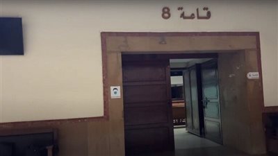 متهم بالاتجار بالبشر.. قضية طيبب التجميل المغربي تثير الجدل من جديد فما القصة؟