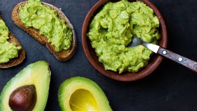 هل الافوكادو يعالج التجاعيد؟