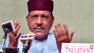 الجزائر: محمد بازوم الرئيس الشرعي للنيجر ونحذر من التدخل العسكري الأجنبي 