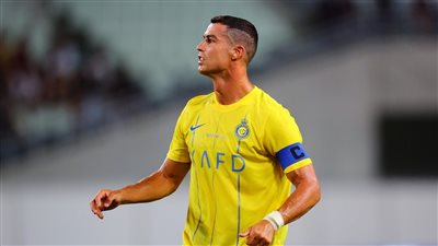 من الملاعب العربية.. رونالدو يحقق إنجازًا عالميًا فريدًا برقم قياسي جديد