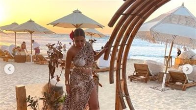 بفستان تايجر على البحر.. إطلالة ناعمة وساحرة للفنانة رانيا يوسف تتصدر السوشيال ميديا