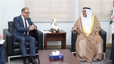 رئيس البرلمان العربي يستقبل مندوب دولة فلسطين الدائم لدى الجامعة العربية
