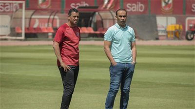 تغييرات إدارية تعصف باستقرار الأهلي المصري.. هل يرحل سامي قمصان؟