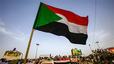 السودان.. استمرار الاشتباكات في الخرطوم وأم درمان وخارطة طريق لإنهاء القتال