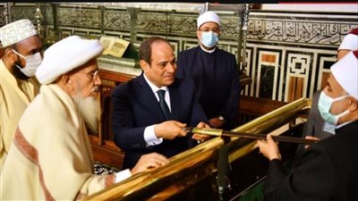  من هو سلطان طائفة البهرة الذي شارك في افتتاح مسجد السيدة نفيسة؟ (أبرز المعلومات)