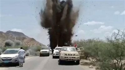 السلطات الإيطالية تفجر قنبلة من مخلفات الحرب العالمية الثانية 