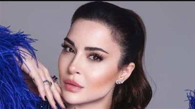 بطريقة مبتكرة... كيف أعلنت الممثلة سارة أبي كنعان خطبتها إلى زميلها الممثل وسام فارس (فيديو)