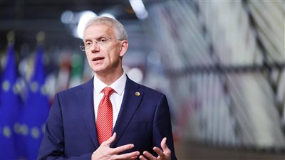 رئيس حكومة لاتفيا يعلن استقالته