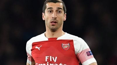 هدفا خياليا لمانشستر يونايتد يعيد الحديث حول النجم الأرمينى هنريك مخيتاريان Man united