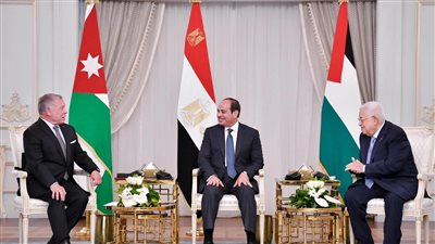 صحف مصر تسلط الضوء على قمة العلمين الثلاثية