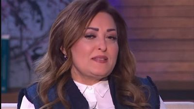 بعد نشر صورتها مع شيخ الأزهر.. من هي نهال عنبر؟ (أبرز المعلومات)