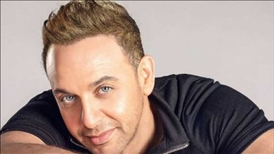 تعرف بالملحن حميد الشاعري في حفل بالعجمي.. من هو مصطفى قمر؟ (مشواره الفني)