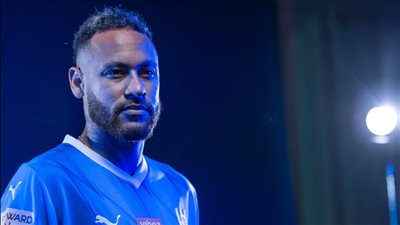 شاهد.. استقبال أسطوري لـ نيمار وسط حضور جماهيري ضخم (فيديو)