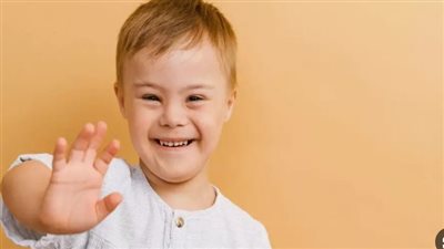 تأثير متلازمة داون على الأطفال.. وحقيقة دور الأعشاب في العلاج