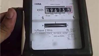 في خطوات بسيطة.. خطوات استبدال كهربائي بعداد آخر جديد