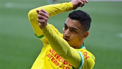 فيديو يوثق كلمة المدير الفني لفريق نانت الفرنسي حول المهاجم المصري مصطفى محمد