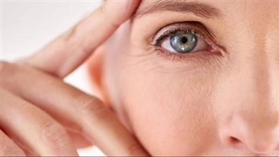 ظهور التجاعيد في سن الثلاثين.. 6 معلومات تجميلية مهمة لكل أنثى