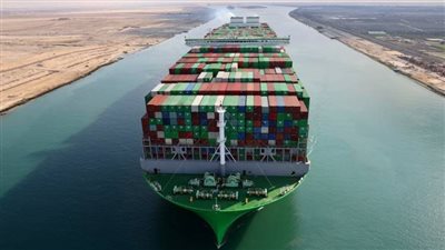 ماذا تحقق هيئة قناة السويس في الساعة؟ (رقم خرافي)