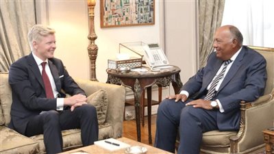 وزير الخارجية يلتقي المبعوث الأممي إلى اليمن