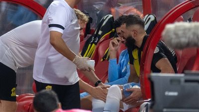 إصابة كريم بنزيما تُثير رعب الاتحاد قبل قمة الهلال بالدوري السعودي (صور)